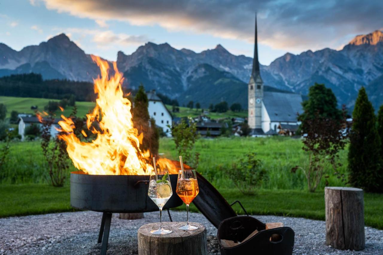 Die Hochkoenigin - Mountain Resort Maria Alm am Steinernen Meer Exterior photo