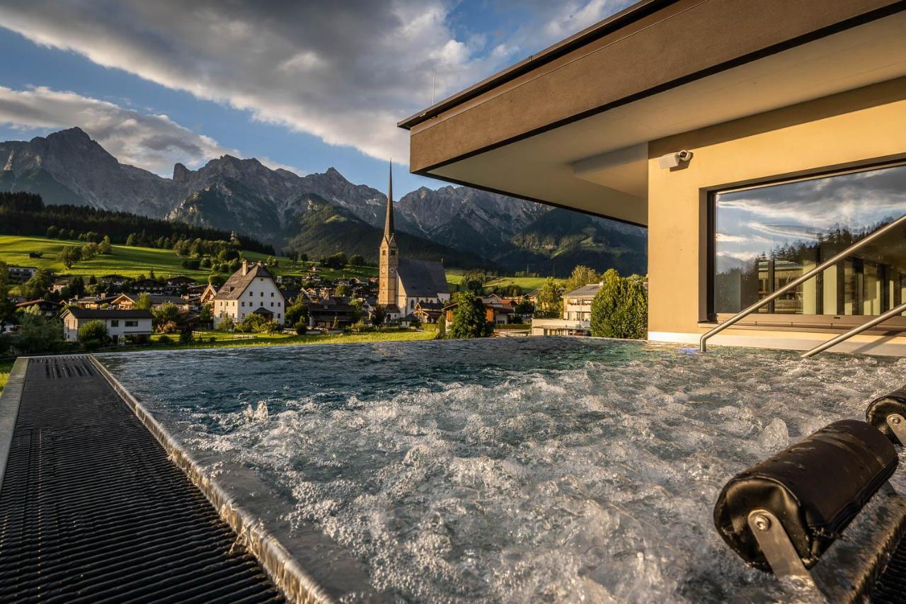 Die Hochkoenigin - Mountain Resort Maria Alm am Steinernen Meer Exterior photo